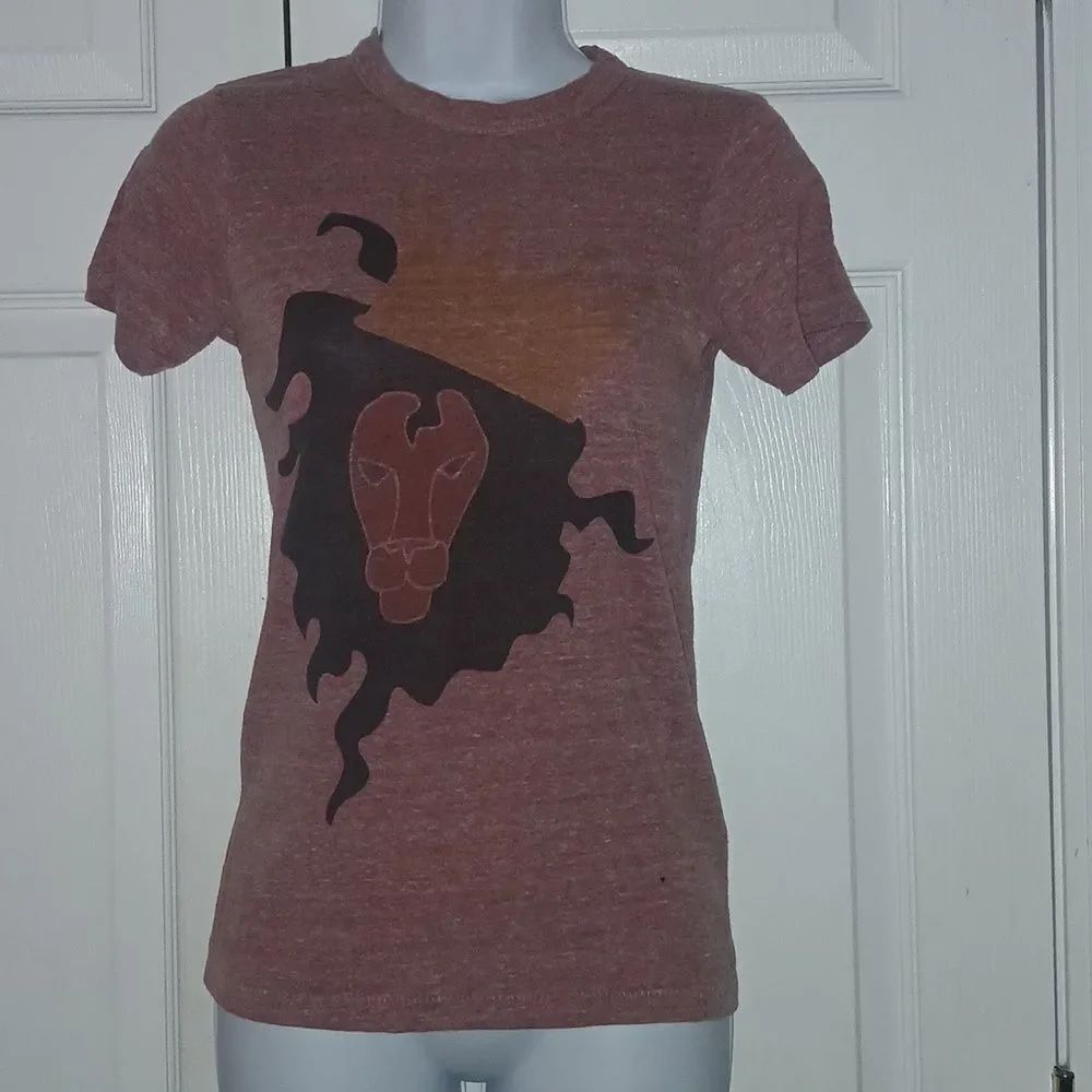 Alternative Earth graphic lion king  tshirt  une Caniel Unleashed Since 2010 XXS
